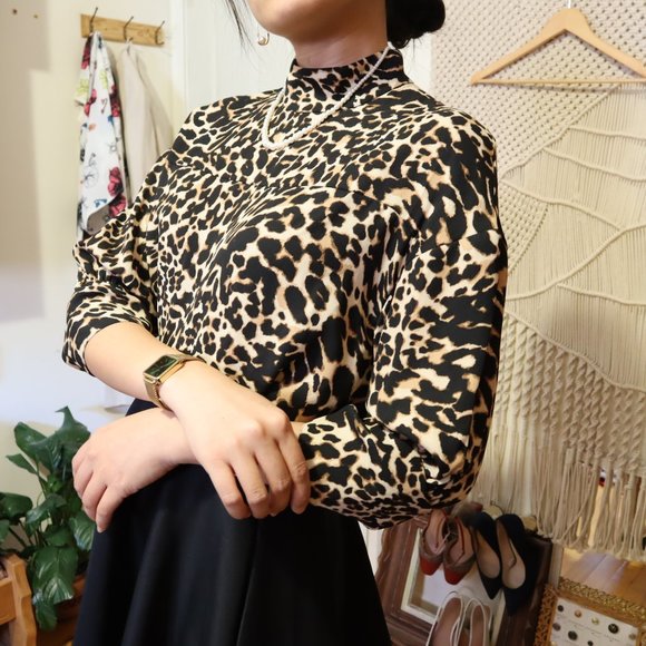 ZARA ANIMAL PRINT TURTLENECK BLOUSE XS/SMALL - Picture 5 of 8